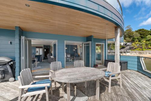 Bay of Islands 2 Bedrooms On The Water-The Landing in Opua