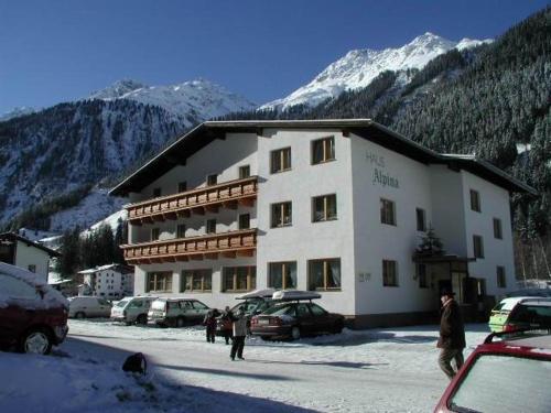  Haus Alpina, Pension in Kaunertal