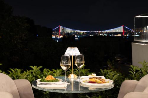 Loop Hotel Bosphorus Istanbul - image 2
