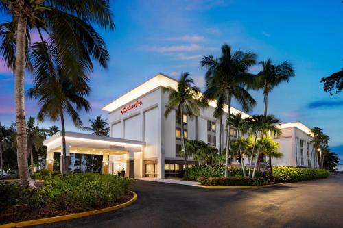 Hampton Inn Naples-Central