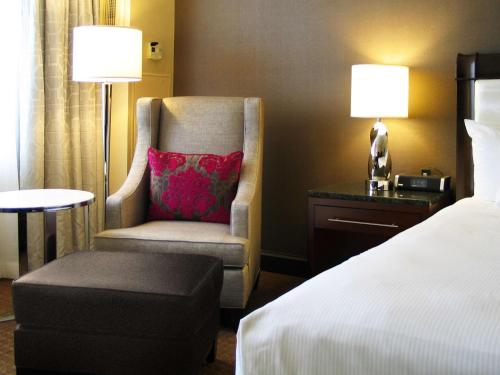 Double Room with Two Double Beds image 3