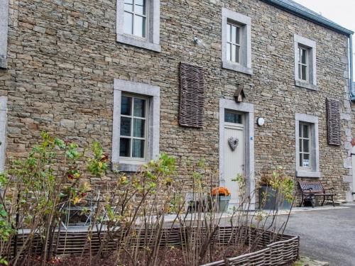 Ardennes holiday home with private pool & sauna - image 3