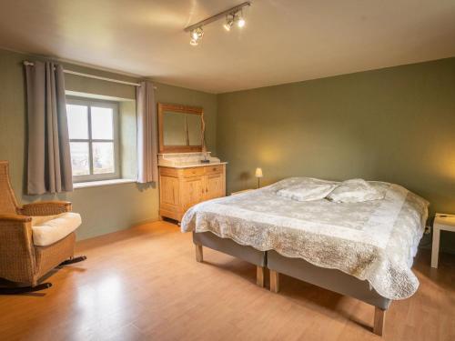Ardennes holiday home with private pool & sauna - image 13