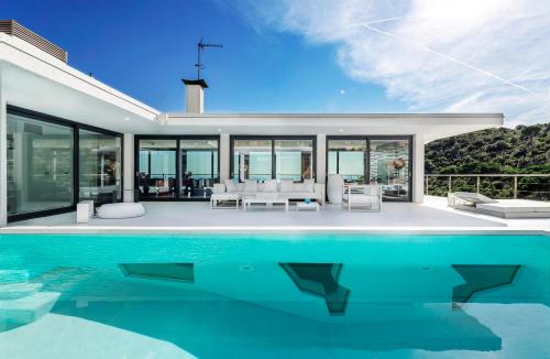 Ibiza Style Barcelona Villa in Badalona