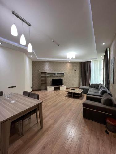 City Center Deluxe Apartments
