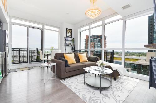 The Splendid - Luxury 1BR Uptown Toronto 3