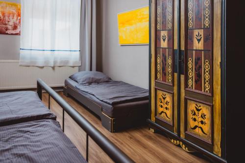 Charmanter Altbau zwischen Altstadt und Klinikum mit Parkplatz 9.7km von Behrenhoff entfernt