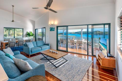 Casuarina Cove 14 & Buggy - Hamilton Island