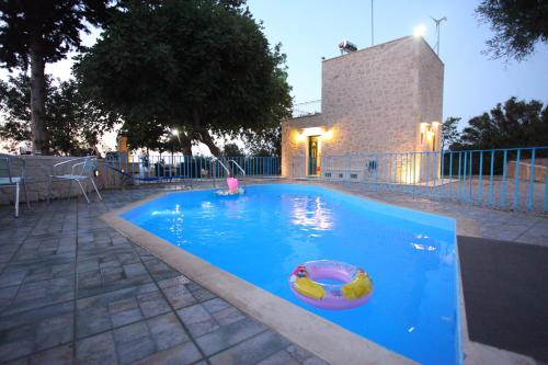  Villa Athina, Pension in Argyroupoli