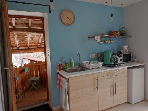Le pigeonnier d'Agnès gîte à louer L'Anglare