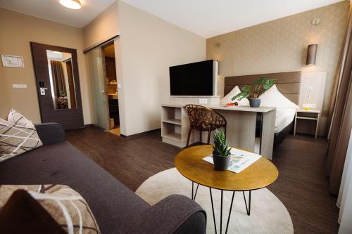 Hotel Säntis - image 14
