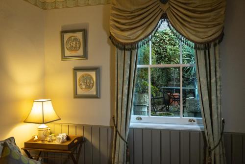 Britannia House - image 6