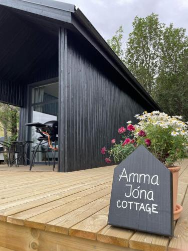 Létesítmények, Amma Jóna cottage (Amma Jona cottage) in Asolfsskali