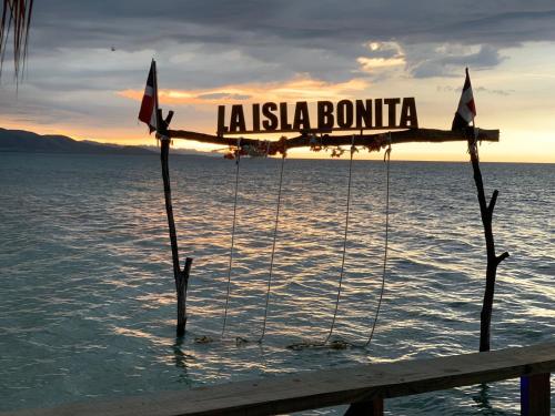 La Isla Bonita