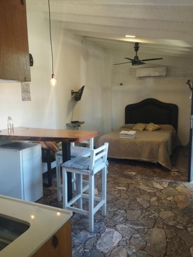 Double Room image 2