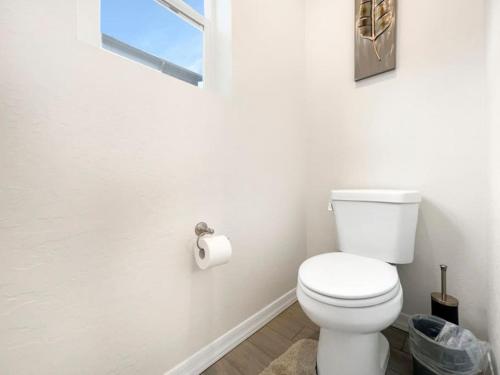 Tiny Timber Tree Home NEW