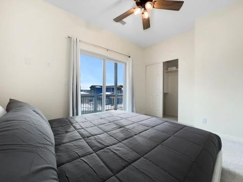 Tiny Timber Tree Home NEW