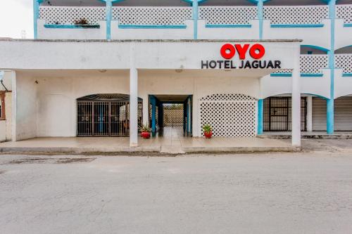 . OYO Hotel Jaguar