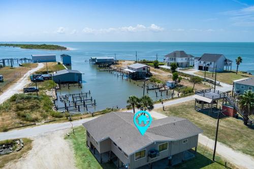 Sunset Serenity home in Port Bolivar, USA