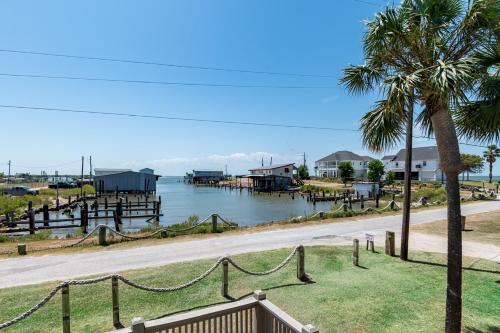 Sunset Serenity home in Port Bolivar, USA