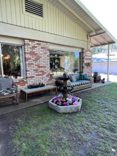 Erkély/terasz, Fairway Apartments Unit 1 in Twain Harte (CA)