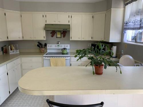 Fairway Apartments Unit 1 in Twain Harte (CA)