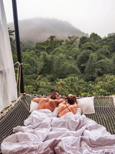 Tanoshi Glamping In Khao Sok Room Type - Suite with Hot Tub