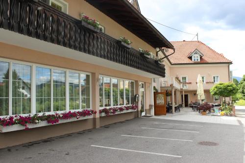 Gasthof Pension Jägerwirt - Velden am Wörthersee