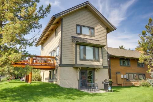 Cozy Condo Near Golf, 7 Mi to Big Sky Resort!