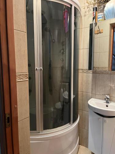 dusch, Vabaduse Guesthouse in Narva-Jõesuu