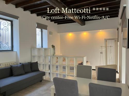 Loft Matteotti - Studio in centro - Apartment - Busto Arsizio