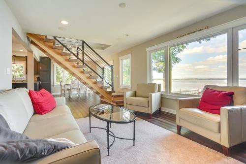 Lakefront Chippewa Falls Haven with Private Deck! in Chippewa Falls, USA