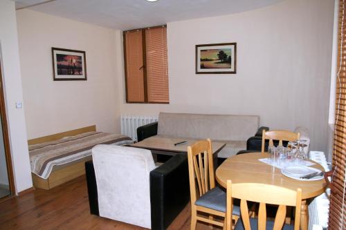 Interrum Hotel, Razgrad (foto 6)