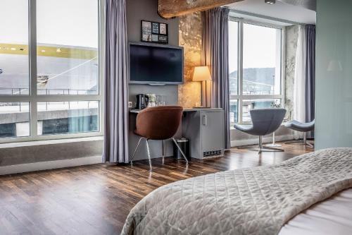 Quality Hotel Waterfront - image 2