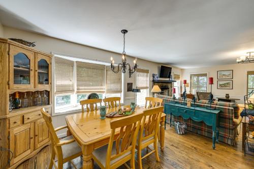 Near Highlands 36-Acre Scaly Mountain Lodge Near Highlands 36-Acre Scaly Mountain Lodge