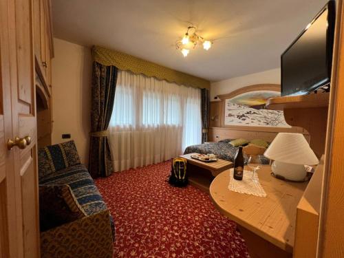 Hotel Ortles Dolomiti Walking & Spa