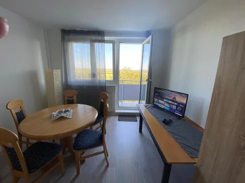 Neue Monteur und Handwerker Wohnung THMS 14 R in Wefensleben, Deutschland