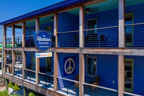 Great location super cute & spacious Folly Vacation Apt B - image 6