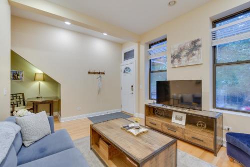 Pet-Friendly Chicago Getaway 4 Mi to Downtown! in Chicago, USA