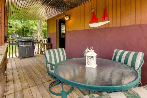 Mountain-View Pisgah Forest Getaway with Fire Pit!