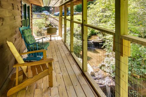Pisgah Forest Cabin with Mountain and Waterfall Views!