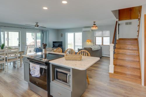 Oak Harbor Lake Home with 4 Decks and Seating! in Sand Beach, USA