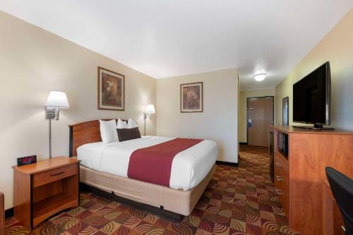 Best Western Laramie Inn & Suites - image 12