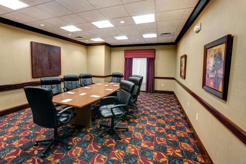 Hampton Inn & Suites Chadds Ford - image 11