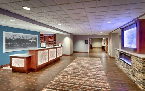 Hampton Inn & Suites Pocatello - image 6