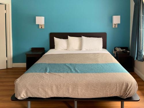 1 queen bed