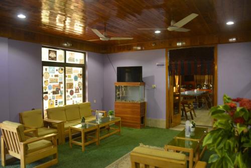 Besham Hilton – Besham, PA