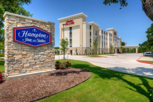 Hampton Inn & Suites Dallas/Plano-East