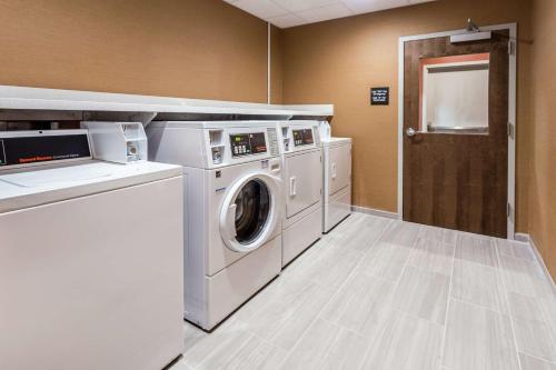 Hampton Inn And Suites Saraland Mobile - main image