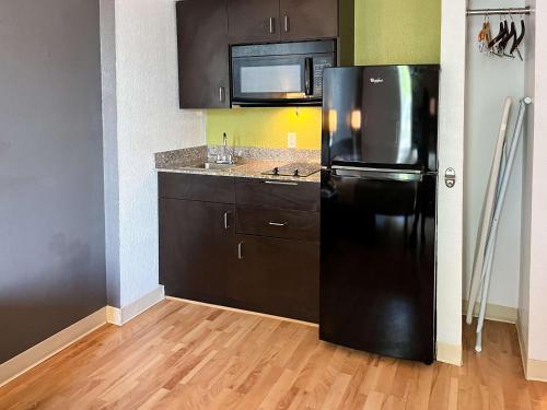 Studio 6 Suites Clarion PA - image 4